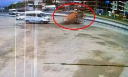 Taksi beton bariyere çarptı; 2 kişi yaralandı