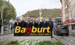 Bayburt’ta Esnaf Ziyareti Başkan Memiş ve Milletvekili Bilgin Sahada