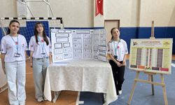 Artvin'de TÜBİTAK 4006 Bilim Fuarı Açıldı