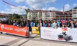 Boyabat'ta Gençlik Yürüyüşü düzenlendi