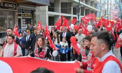 Bulancak'ta 19 Mayıs Atatürk'ü Anma, Gençlik ve Spor Bayramı yürüyüşü düzenlendi