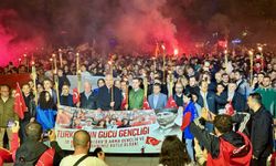Düzce'de "Gençlik Haftası" kapsamında kortej yürüyüşü yapıldı