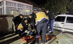 Düzce'de otomobil ile motosikletin çarpıştığı kazada sürücüler yaralandı