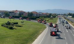 Düzce'de vinç operatörleri Filistin'e destek konvoyu düzenledi