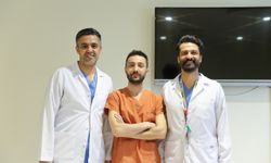 Eşinin hayatını Heimlich manevrasıyla kurtaran doktor ve meslektaşından acil müdahale tavsiyeleri