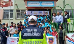 Havza'da jandarma kırsal mahalle okullarında trafik eğitimi verdi