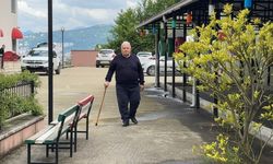 Huzurevinde yazdığı şiirler "Huzurdan Sesler" kitabında bir araya geldi
