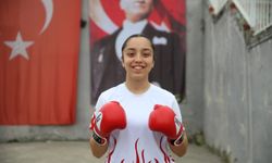 Milli boksör Sudenaz Dokgöz, Avrupa'da gençler kategorisinde zirveyi hedefliyor