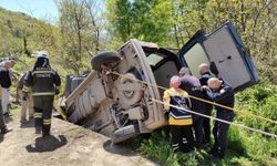 Samsun'da devrilen panelvandaki 2 kişi yaralandı