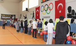 Tosya'da TÜBİTAK Bilim Fuarı açıldı
