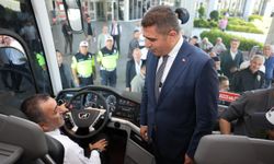 Vali Aslan, otobüslerde yolculara emniyet kemeri takmanın önemini hatırlattı