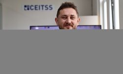 Yapay zeka destekli yaya geçidinde her yayaya durumuna özel geçiş süresi verilecek