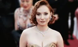 TRT dizisinden çıkartılmıştı... Başak Gümülcinelioğlu Cannes'da güzel haberi duyurdu