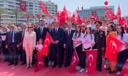 19 Mayıs İzmir’de coşkuyla kutlandı