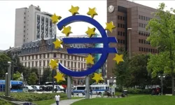 Euro Bölgesi'nde üretici fiyatları martta sert düştü
