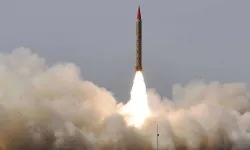 Pakistan, balistik füze testi gerçekleştirdi