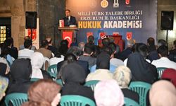 Erzurum’da Hukuk Akademisi’nin Son Oturumu Gerçekleşti