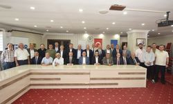 Trabzon Esnafı Bayramda Bir Araya Gelerek Dayanışma Vurgusu Yaptı