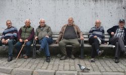 Sınırın ikiye ayırdığı köyde akrabalık ilişkileri bir asırdır sürdürülüyor