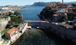 Karadeniz'in 6 bin nüfuslu şirin ilçene bayram tatilinde 182 bin kişi geldi