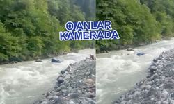 AFAD ekibinin botu akıntıya kapıldı; O anlar kamerada