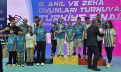 Çayeli'nin öğrencileri Türkiye ikincisi oldu