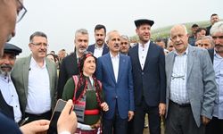 Bakan Uraloğlu, Sis Dağı şenliklerine katıldı