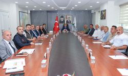 Artvin Valisi Ergün, muhtarlarla bir araya geldi