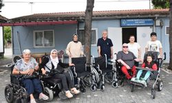 Karadeniz Omurilik Felçlileri Derneği'nden engellilere tekerlekli sandalye yardımı