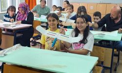 Artvin'de çocukların 'model uçak kursu' heyecanı