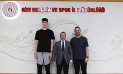 Rizeli 15 yaşındaki Mehmet Akın Kaya Bulgaristan'da 4 altın madalya kazandı