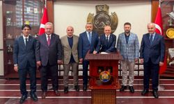 Hazine ve Maliye Bakanı Mehmet Şimşek Rize'de Temaslarda Bulundu