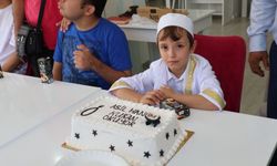 9 yaşındaki otizmli Asilhan, Kur'an okumayı öğrendi