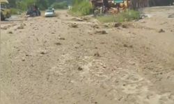 Artvin'de sağanak nedeniyle ulaşım aksadı