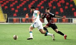 Çaykur Rizespor deplasmanda yine yüzü güldü