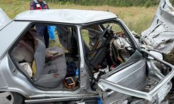 Bayburt'ta otomobille pikabın çarpıştığı kazada 1 kişi öldü, 4 kişi yaralandı
