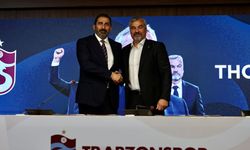 Trabzonspor'da teknik direktör Thomas Reis için imza töreni düzenlendi