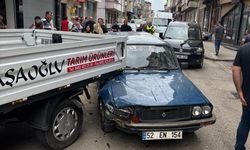 Ordu'da 4 aracın karıştığı kazada 2 kişi yaralandı
