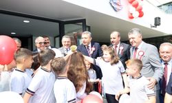 Trabzon'da ilk ders zili çaldı