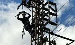 Rize’de Şiddetli Yağış Sonrası Elektrik Arızalarına Yoğun Çalışma