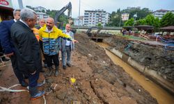 Vali Baydaş İyidere’de Afette Tıkanan Menfezleri İnceledi