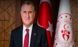 Bakan Bak: Gençlerimizin hayal gücüne güveniyoruz