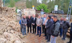 Bayburt Valisi Eldivan, yangında zarar gören evlerle ilgili çalışmaları inceledi