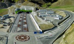 Erzurum-Rize Yolu'ndaki 3 bin 105 metrelik Dallıkavak Tüneli 16 Ekim'de hizmete açılacak
