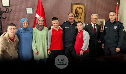 Çayeli’nde Özel Çocuklar Polisleri ziyaret etti