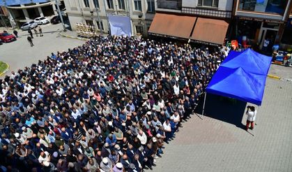 Kayseri Vali Yardımcısı Esmer'in cenazesi memleketi Trabzon'da defnedildi