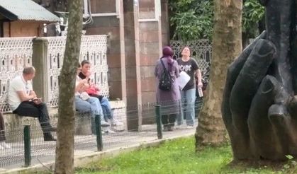 Yanlış okula geldiğini fark eden öğrenci, başka bir veli tarafından sınava gireceği okula ulaştırıldı