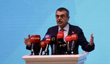 Milli Eğitim Bakanı Tekin, Trabzon'da 23. İmam Hatipliler Kurultayı'nda konuştu
