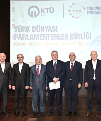 KTÜ'de Türk dünyasının tarih, kültür ve jeopolitiği panellerde ele alındı