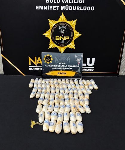 Midesinden kapsüller içinde 943 gram eroin çıktı